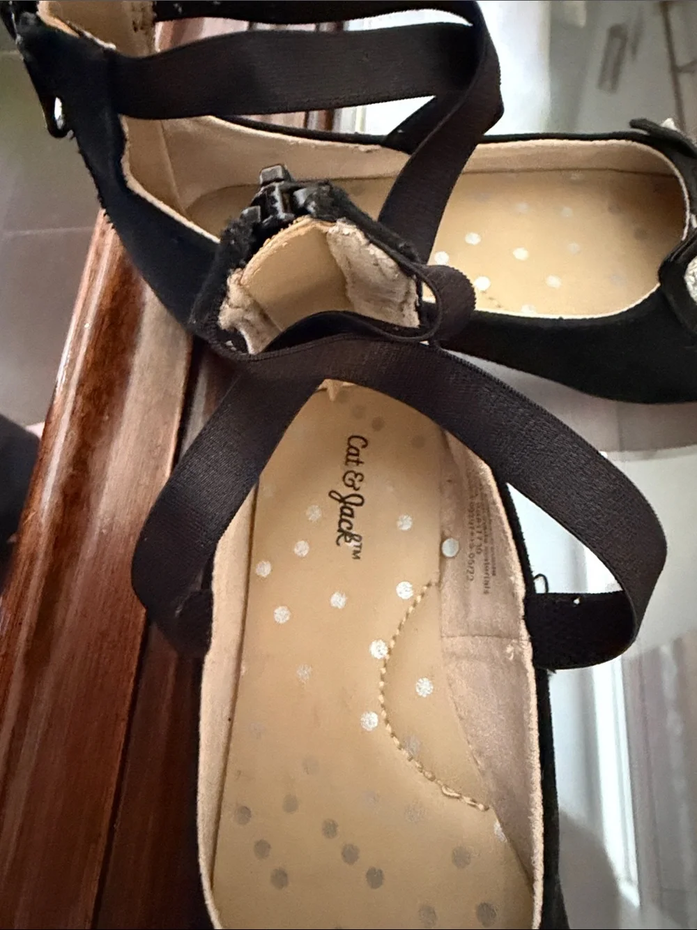 Cat & Jack Black Girl's Cat Face Mary Jane Flats